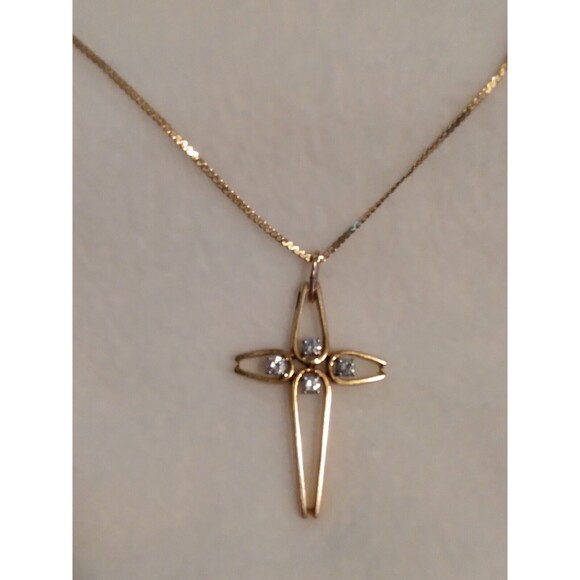14k Gold Real‎ Diamond Cross Necklace - Picture 1 of 6